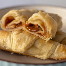 Cargar imagen en el visor de la galería, Croissant Rellenos Dulce de Leche 18u