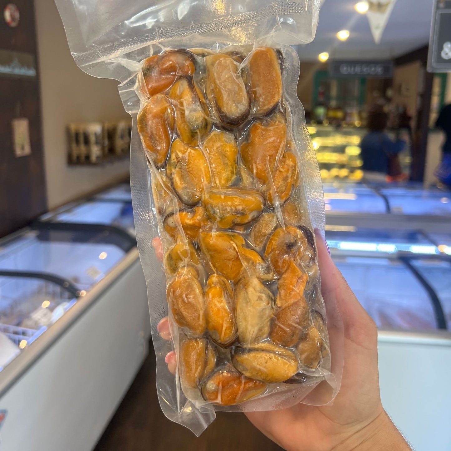 Choritos de Quellón Cocidos en su caldo 500gr