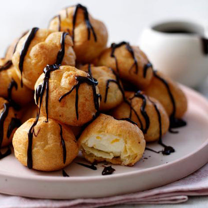 Profiteroles rellenos de crema inglesa (40 unidades)